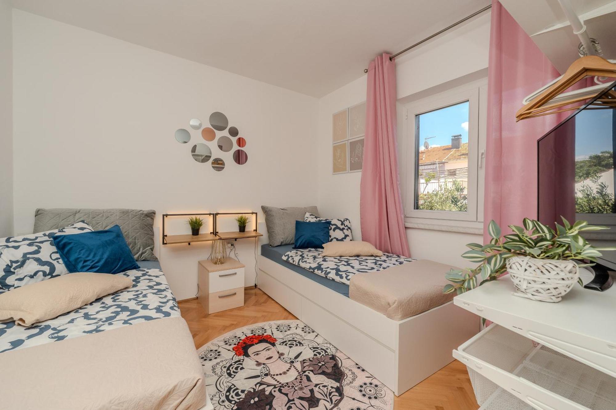 Villa B&D Zadar For The Complete Pleasure Of Vacation !Heated! Private Pool! Green Oasis In The Center Of Zadar, 100M From The Sea エクステリア 写真