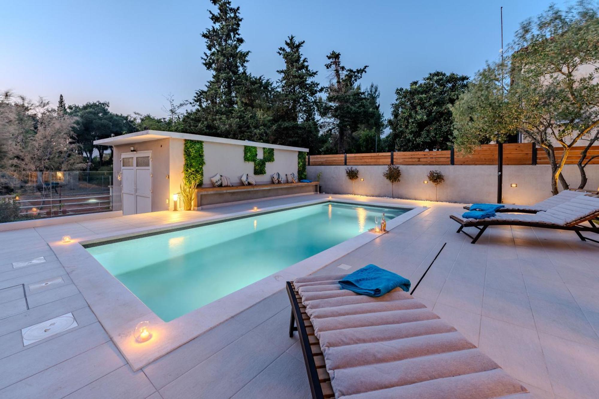 Villa B&D Zadar For The Complete Pleasure Of Vacation !Heated! Private Pool! Green Oasis In The Center Of Zadar, 100M From The Sea エクステリア 写真