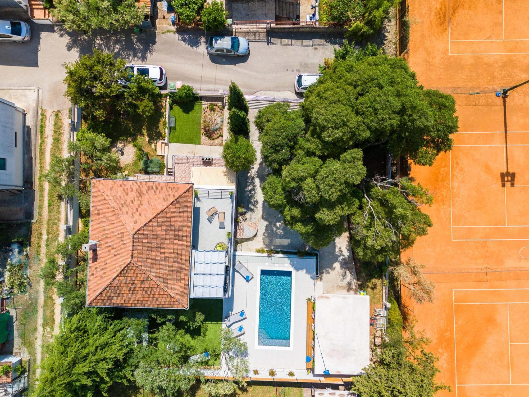 Villa B&D Zadar For The Complete Pleasure Of Vacation !Heated! Private Pool! Green Oasis In The Center Of Zadar, 100M From The Sea エクステリア 写真