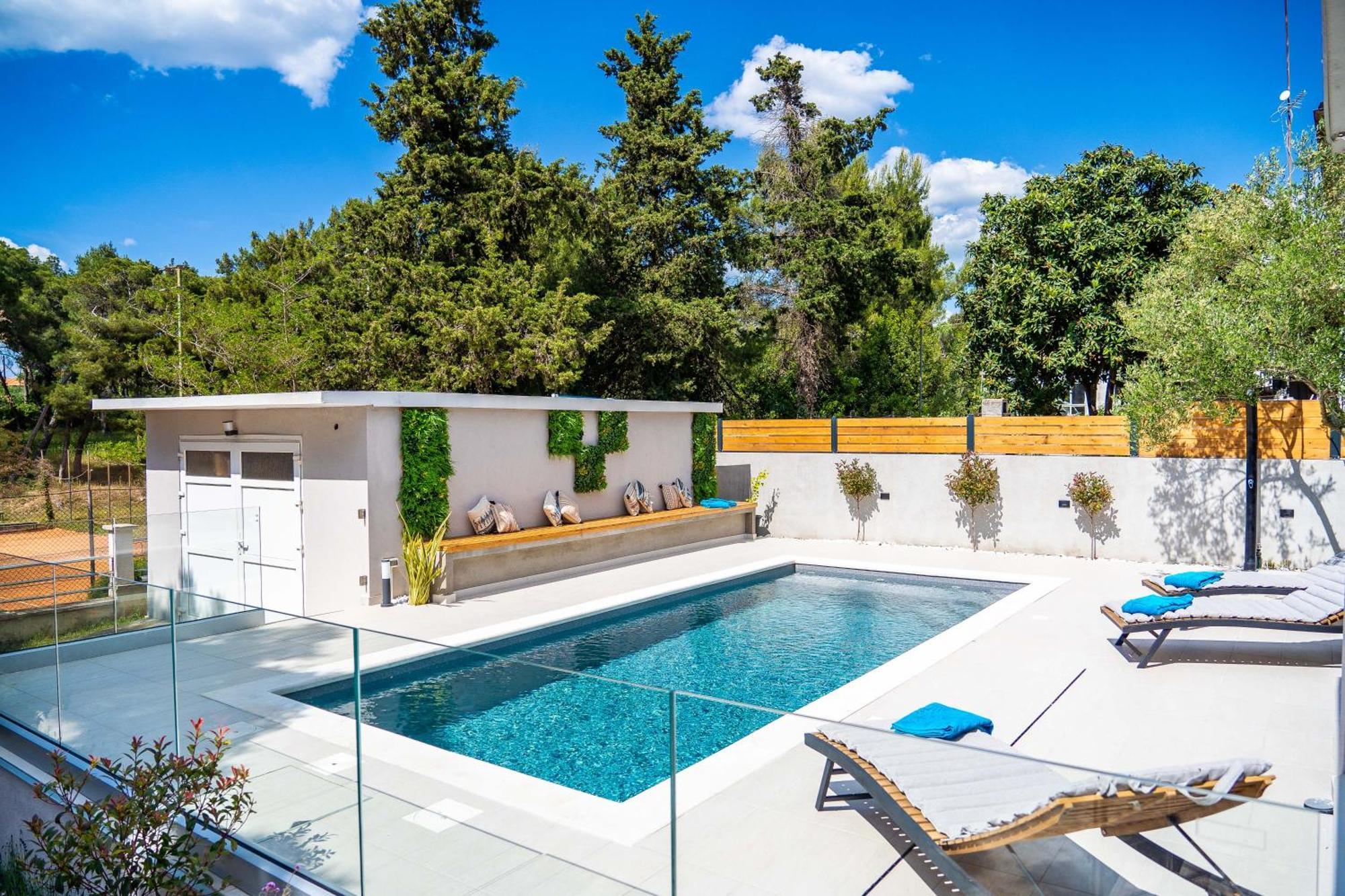 Villa B&D Zadar For The Complete Pleasure Of Vacation !Heated! Private Pool! Green Oasis In The Center Of Zadar, 100M From The Sea エクステリア 写真